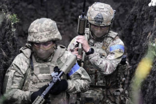 Rosja stawia twarde warunki. Koniec wojny w Ukrainie tylko z Krymem i Donbasem?