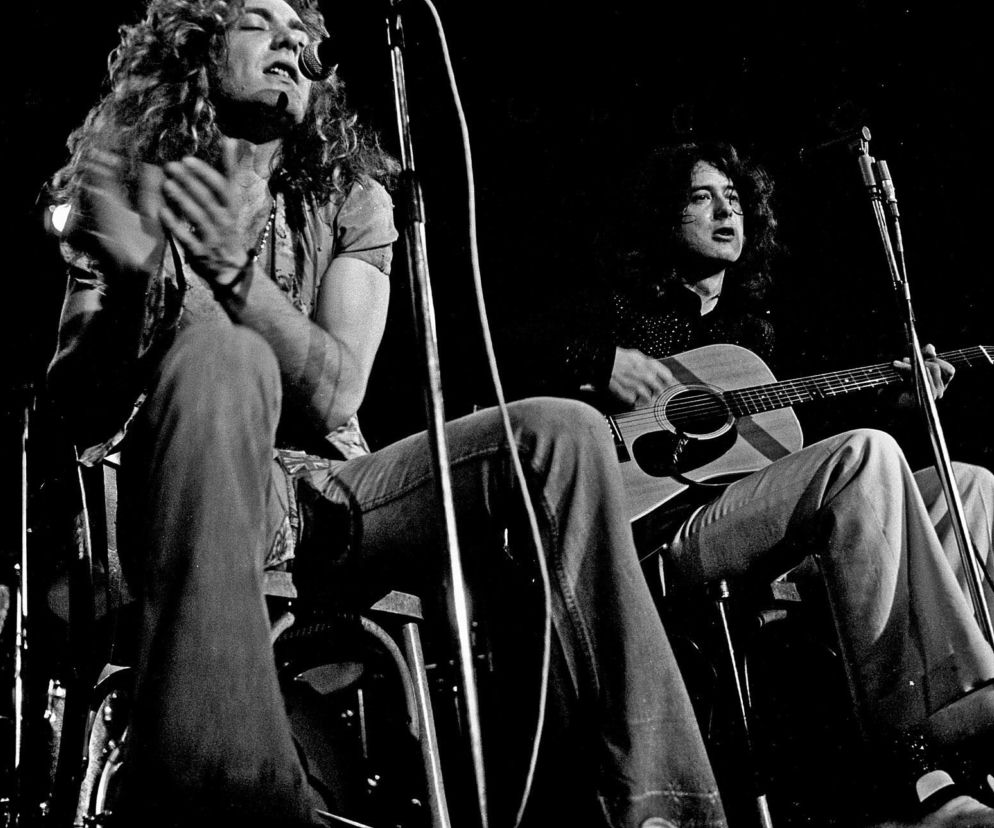 Robert Plant śpiewa, a Jimmy Page gra na gitarze akustycznej. O zaginionym singlu Led Zeppelin czytaj w EskaRock.