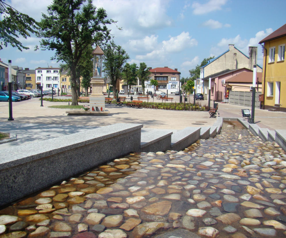 To jedno z najpiękniejszych śląskich miast. Kiedyś było wsią, a dzisiaj zachwyca kamiennymi stodołami