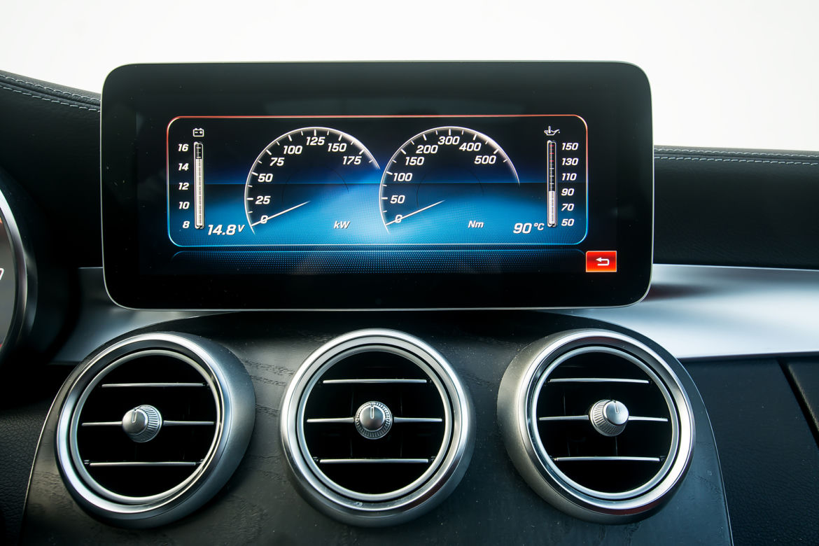 Mercedes-Benz C220d Kombi 4Matic 9G-Tronic AMG Line
