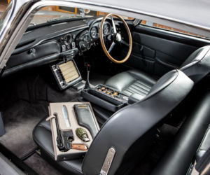 Oryginalny Aston Martin DB5 Jamesa Bonda