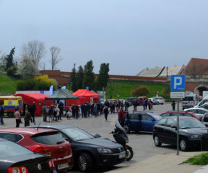  Szczepienia na Placu Zamkowym w Lublinie