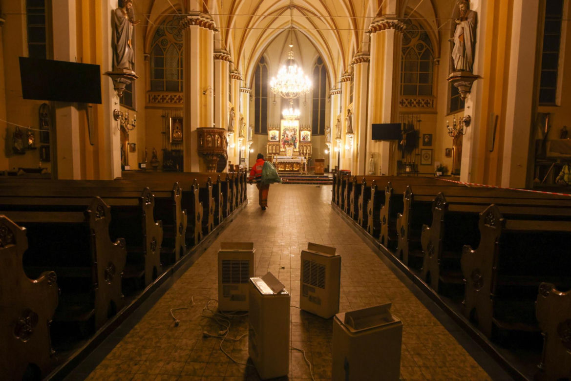 Zalany kościół