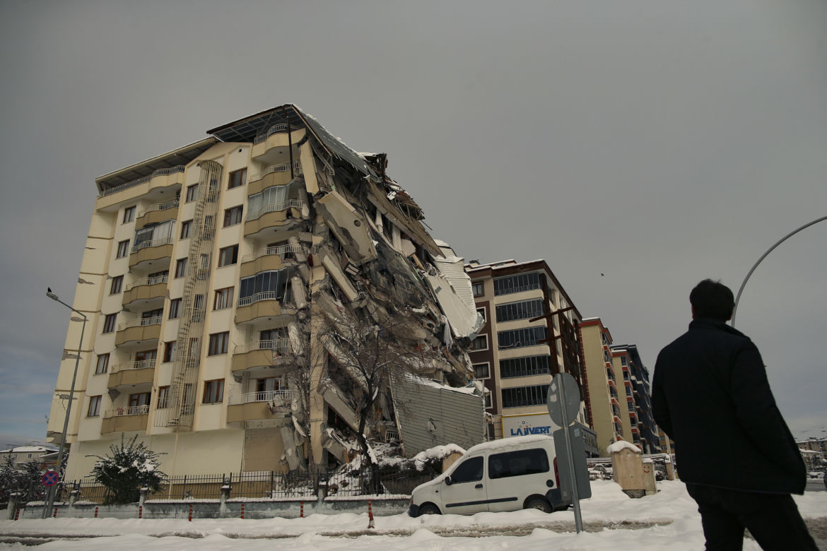 Akcja ratunkowa po trzęsieniu ziemi w Turcji  Syrii