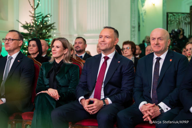 Karol i Marta Nawroccy na kolędowaniu