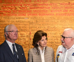 Gdańsk/ Król Szwecji Karol XVI Gustaw oraz królowa Sylwia spotkali się z Lechem Wałęsą