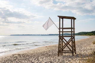 Sinice Świnoujście. Czy w Świnoujściu można się kąpać 24.07? Flaga, warunki pogodowe