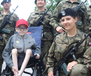 Wzruszająca wizyta u braniewskich czołgistów