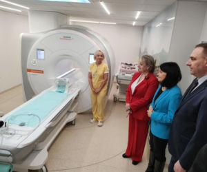 Krótsze badania i więcej możliwośći. Pracownia rezonansu magnetycznego w szpitalu w Łomży otwarta! ZDJĘCIA