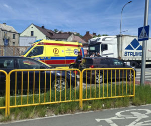 Wypadek na Hutniczej w Starachowicach. Są poszkodowani