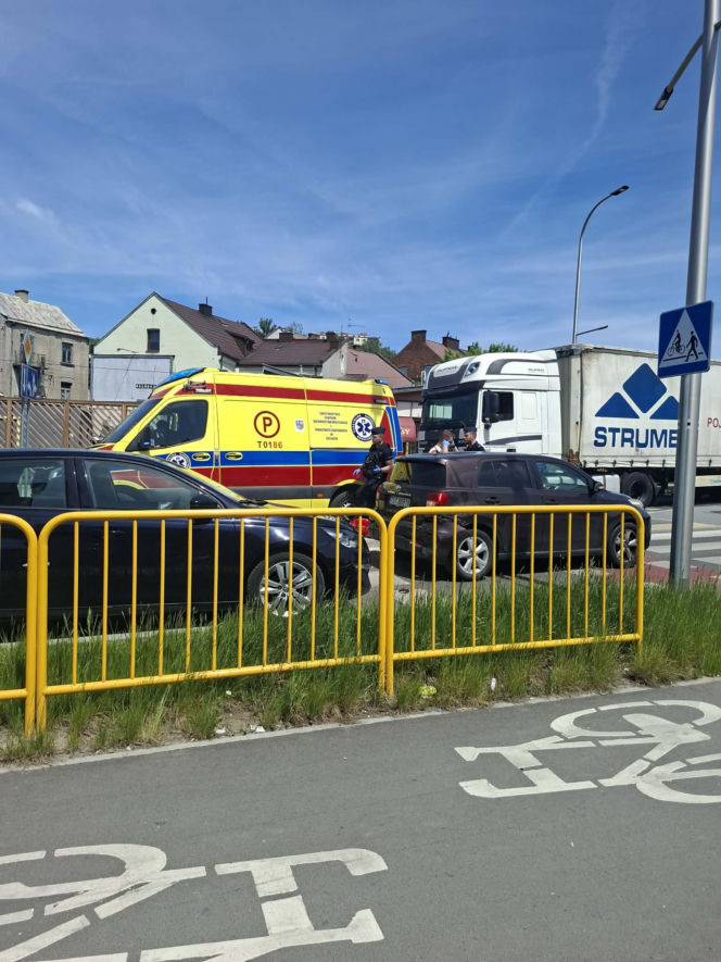Wypadek na Hutniczej w Starachowicach. Są poszkodowani