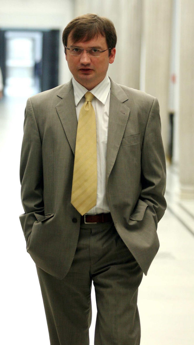 Zbigniew Ziobro - od szeryfa do uciekiniera