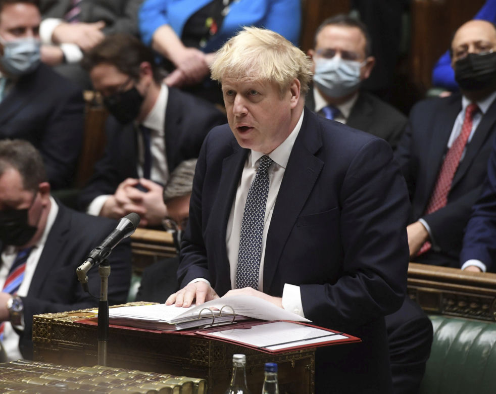 Boris Johnson skompromitowany. Imprezy, "winne piątki", wybryki jego ludzi. Musi odejść?