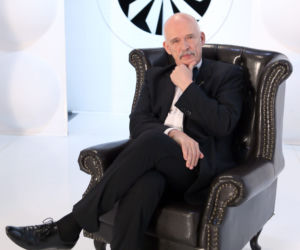 Janusz Korwin-Mikke. Nie chce dać emerytom a sam doi sejm