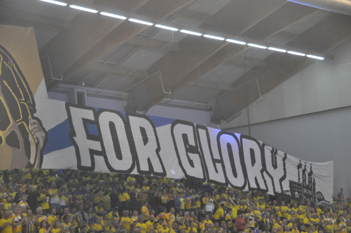Kibice na meczu Industria Kielce - SC Magdeburg