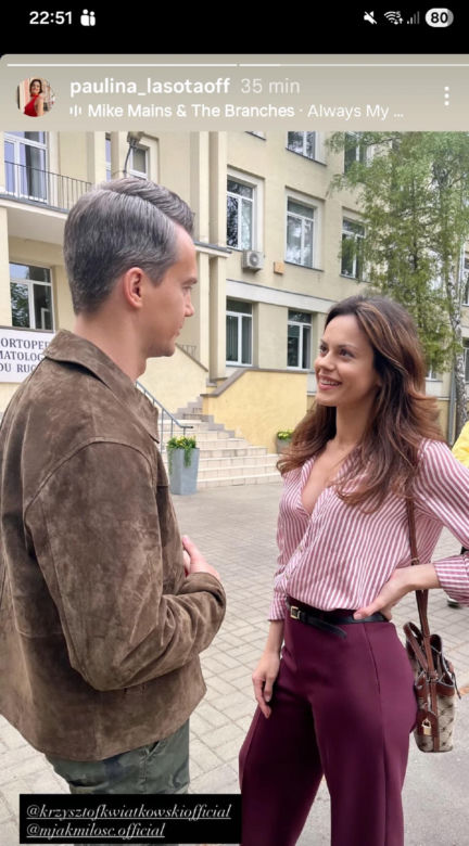 M jak miłość po wakacjach. Kasia (Paulina Lasota), Jakub Karski (Krzysztof Kwiatkowski) na planie