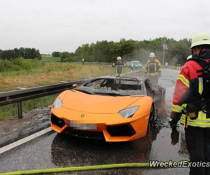 Lamborghini Aventador warte milion spłonęło na autostradzie