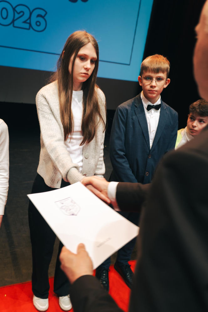 Najzdolniejsi uczniowie odebrali stypendia Prezydenta Miasta Siedlce