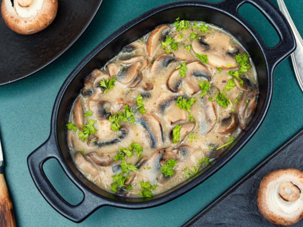 To najlepszy sos pieczarkowy, jaki jadłam. Sekretnym składnikiem jest ten włoski serek 