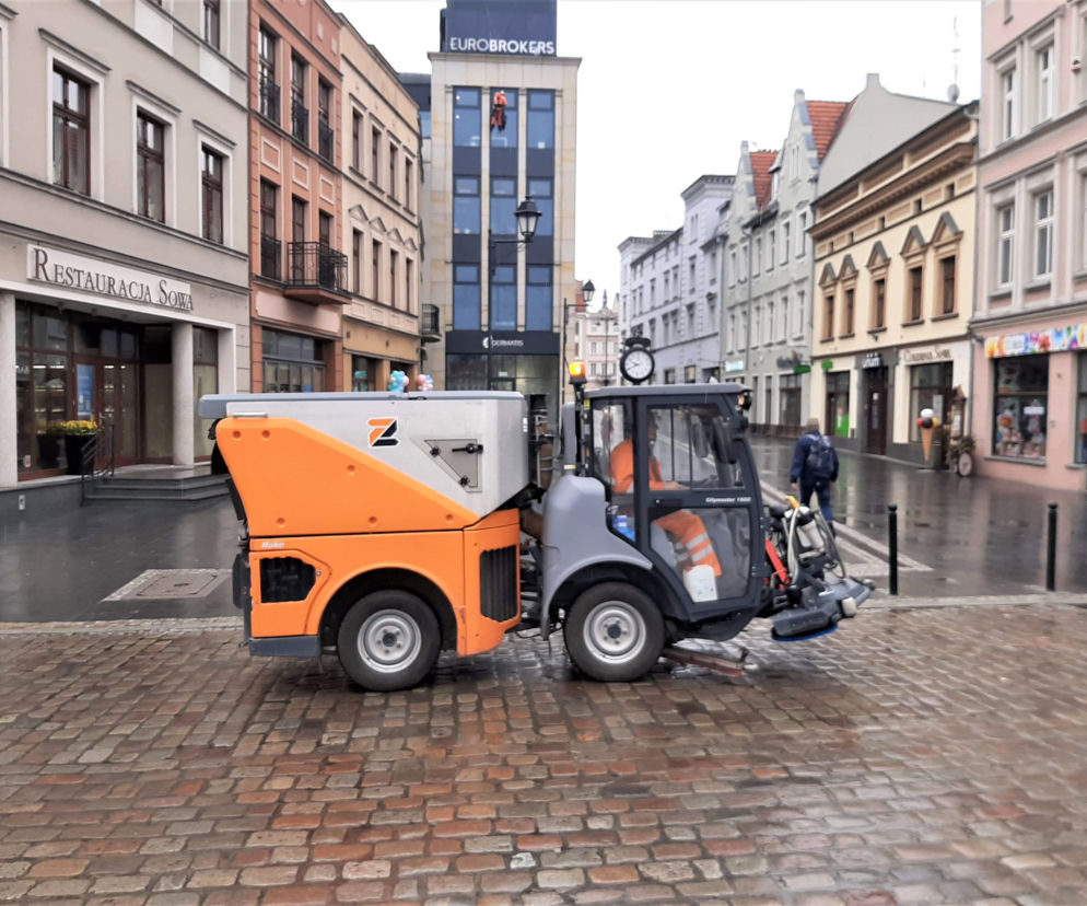 Sprzątanie Starego Rynku