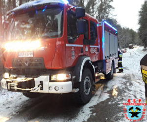 Tragedia na drodze Starachowice Rzepin. Nie żyje 34-letnia kobieta.