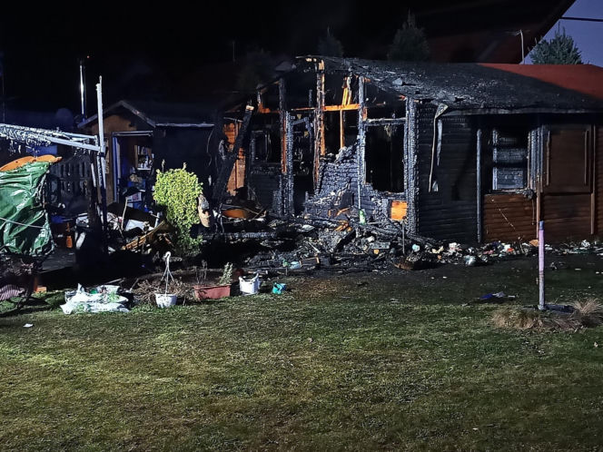 Tragiczny pożar w Borównie. Nie żyją dwie osoby