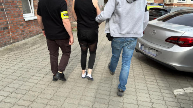 Zemsta za kontrolę? Podpalił samochody inspektorowi budowlanemu. Jest areszt!