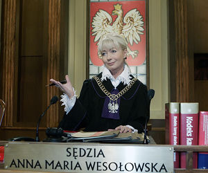 Pamiętacie sędzię Annę Marię Wesołowską? Tak dziś wygląda gwiazda telewizji. Aż trudno uwierzyć, że ma 71 lat!