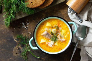 10 najlepszych rybnych zup według Taste Atlas. Które miejsce zajęła Polska? 