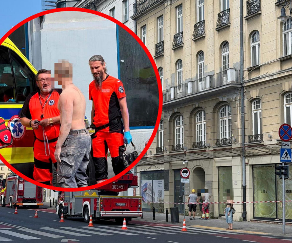 Runęły stropy w kamienicy. Strażacy z psem sprawdzali gruzowisko