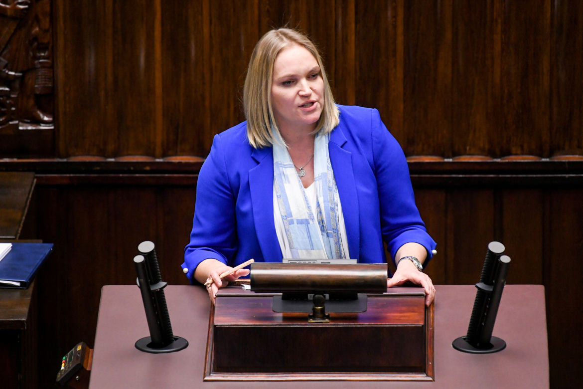  Gosiewska i Chorosińska uczą się przetrwać poza Sejmem 