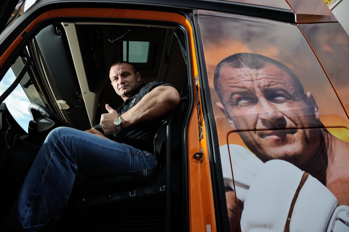 Mariusz Pudzianowski rozpoczął współpracę z Mercedesem