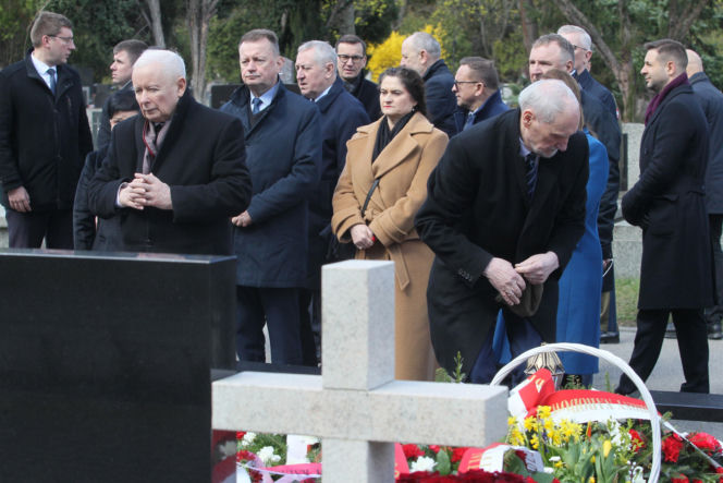 Kaczyński uczcił pamięć ofiar katastrofy smoleńskiej