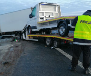 Zdarzenie czterech samochodów i lawety na autostradzie A1 [ZDJĘCIA]