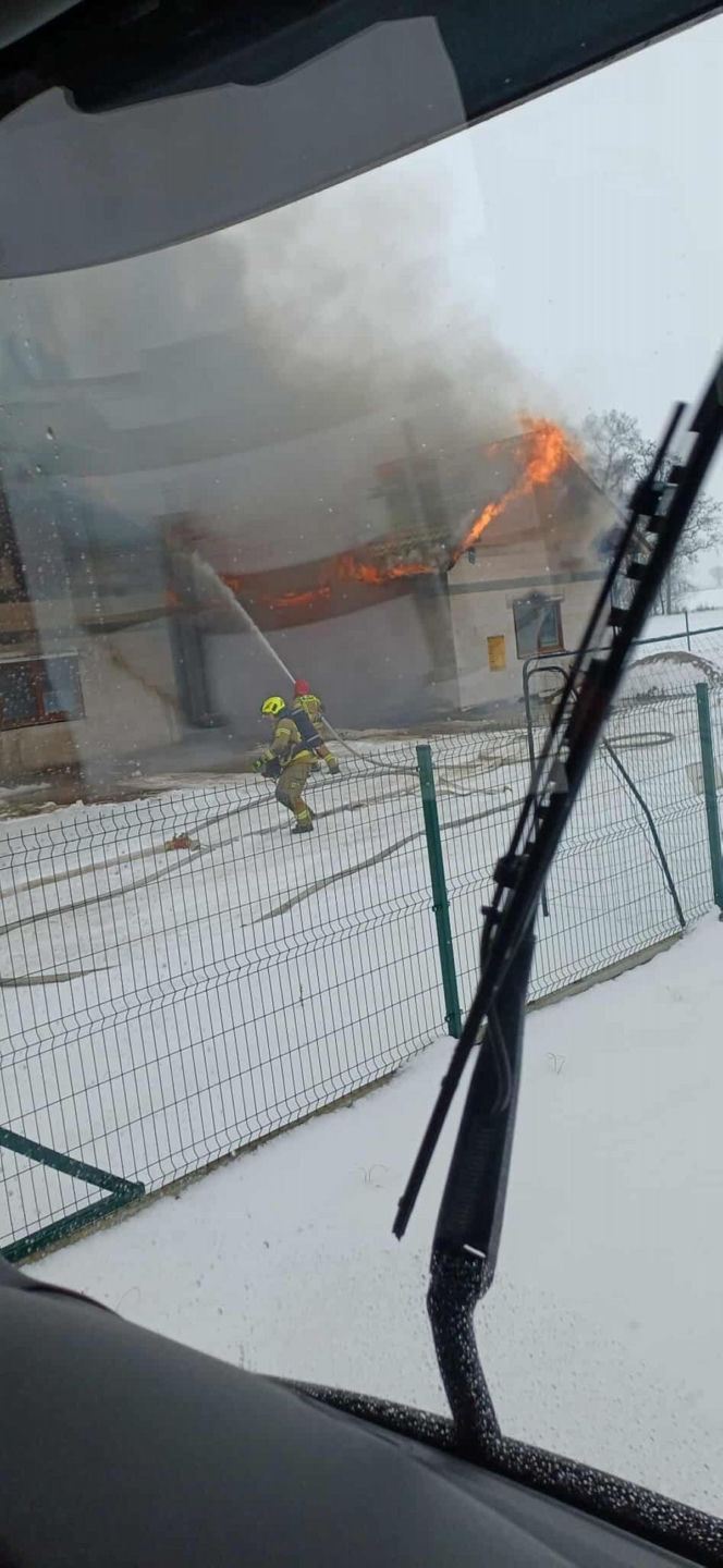 Dramat rodziny tuż przed świętami. Zbudowali dom na kredyt, a teraz nie mają nic