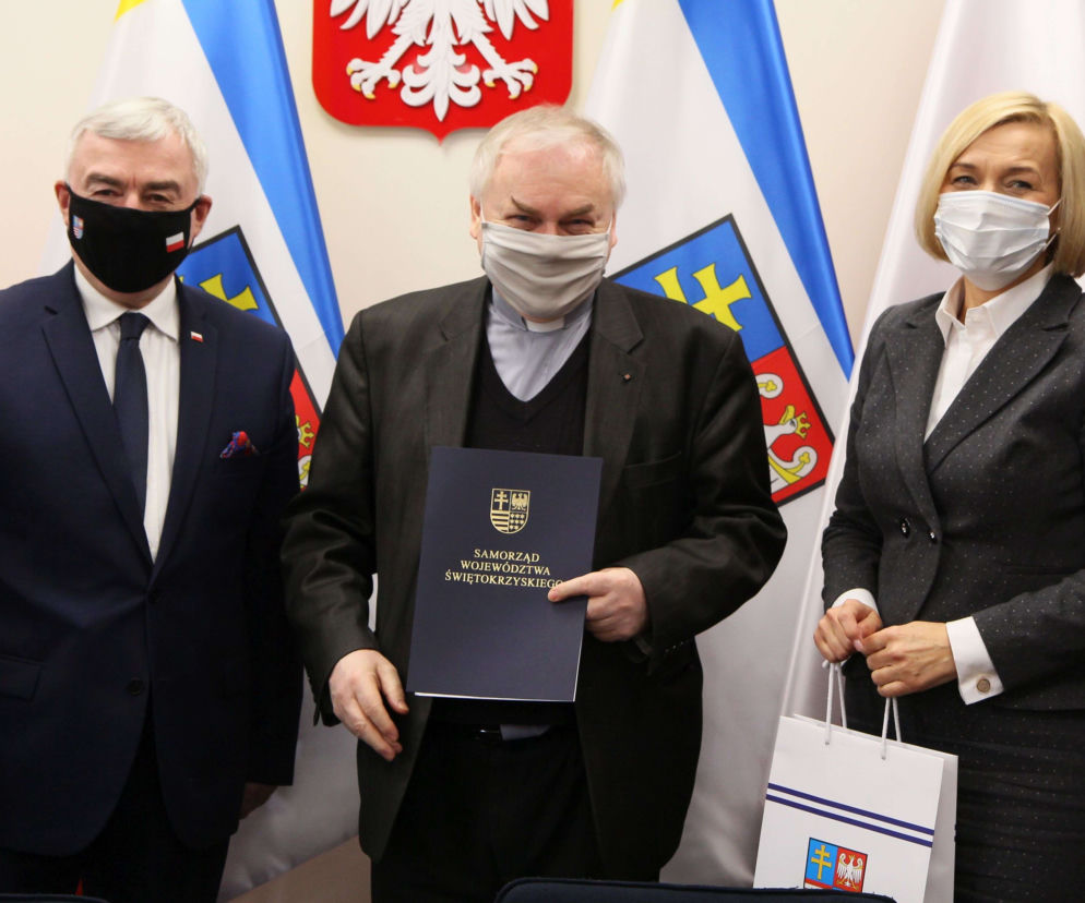 Dotacje dla ZAZ świętokrzyskie