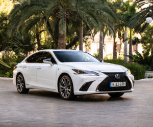 Lexus ES 300h F Sport 