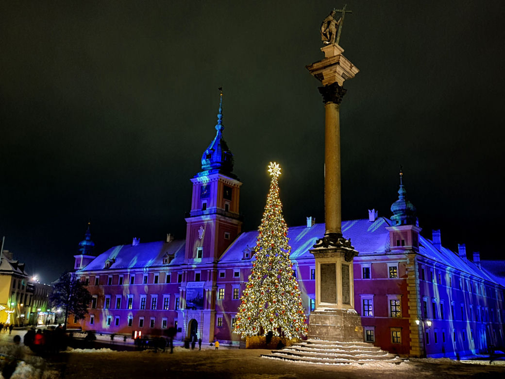 Warszawska iluminacja świąteczna. Magiczny spacer Traktem Królewskim