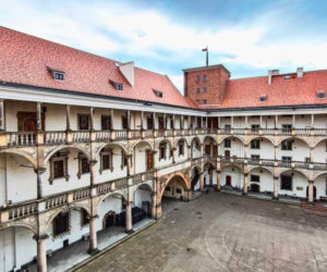 Nie musisz jechać do Krakowa! Śląski Wawel zachwyca turystów z całej Polski