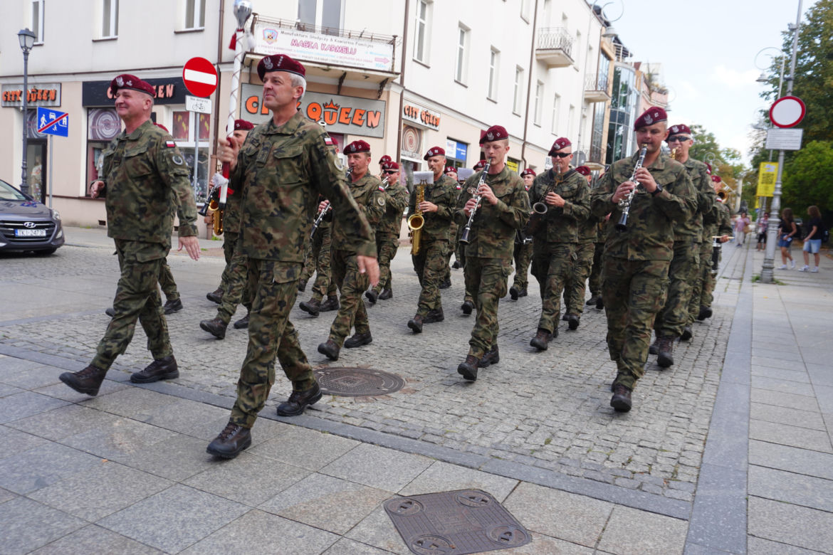 MSPO 2025. Parada Orkiestry Wojskowej w Kielcach