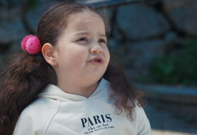 "Dziedzictwo", odcinek 861: Ferit nie może wybaczyć Ayse, że wraz z Korayem tak długo go oszukiwali. Mężczyzna porywa Dogę!