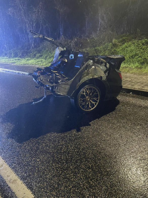 Tragiczny wypadek w Starej Słupi. Zmiażdżony samochód osobowy, cztery ofiary śmiertelne!