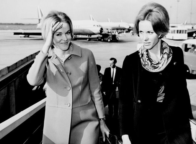 Słynne bliźniaczki nie żyją. "Zmarły razem w swoim domu tańcząc i śpiewając"