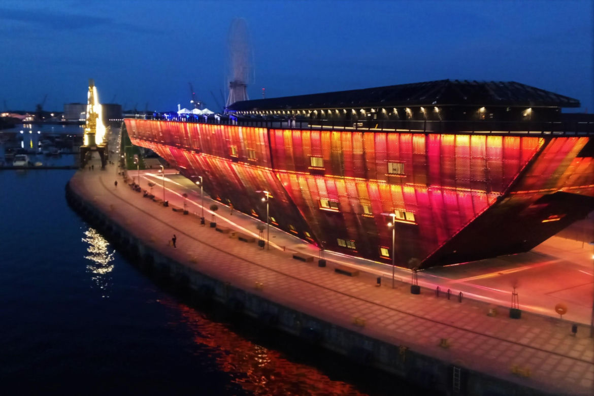 Iluminacja Morskiego Centrum Nauki