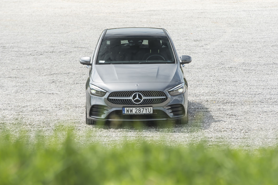 Mercedes-Benz Klasy B 200d 8G-DCT AMG Line 