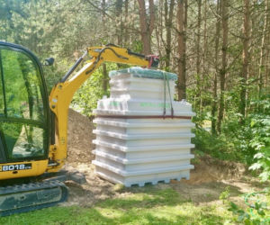 Piwniczka ziemianka w ogrodzie