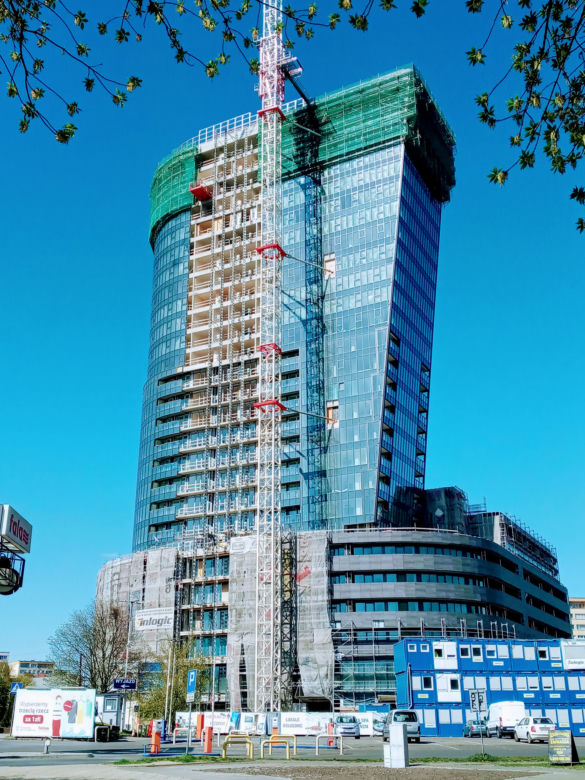 Budowa Hanza Tower - kwiecień 2020