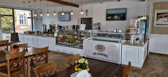 Bez sensacji w restauracji ojca Rydzyka. Post obowiązuje!