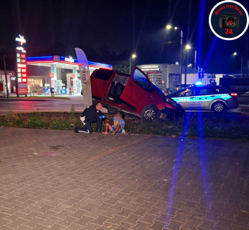 Wylądowali busem w rowie. Byli tak pijani, że nie mogli wyjść o własnych siłach