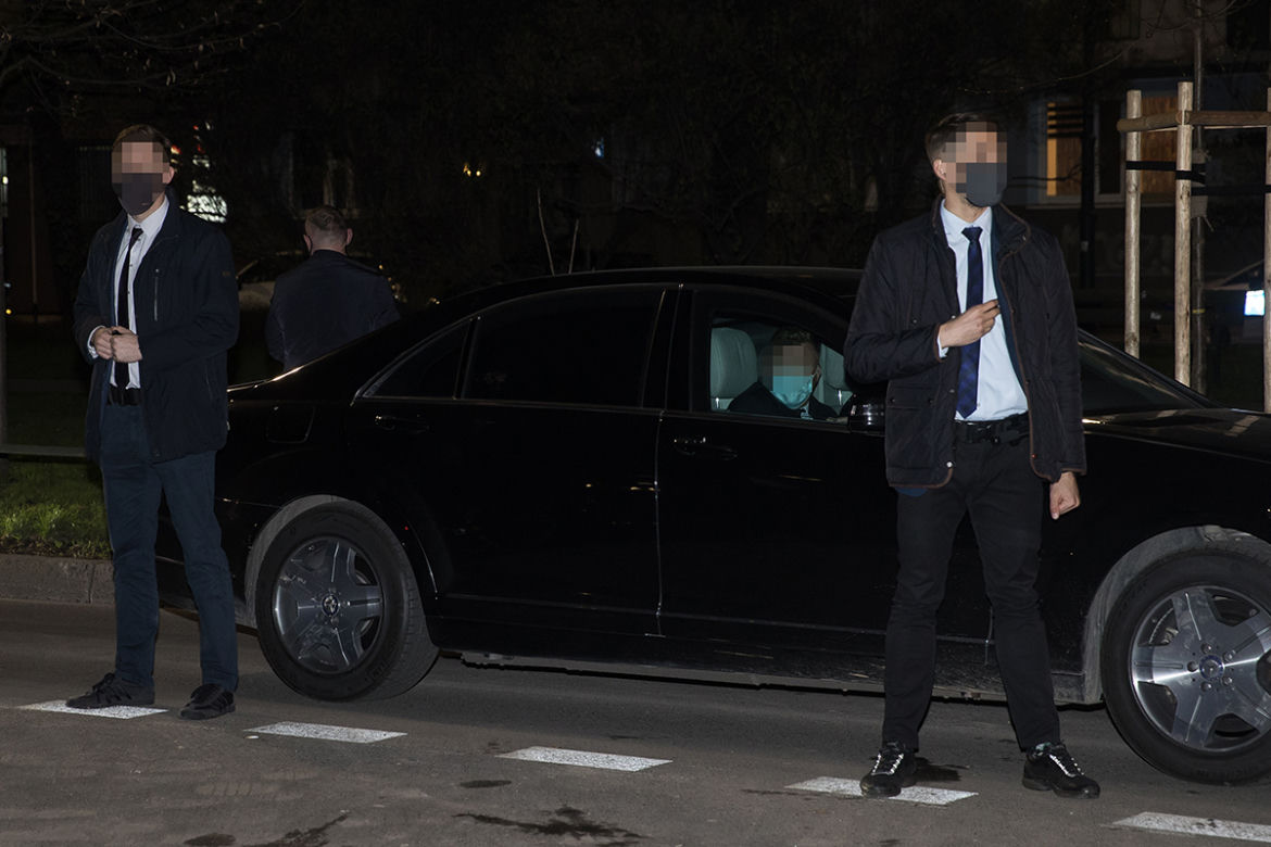 Nocna narada PiS w Krakowie